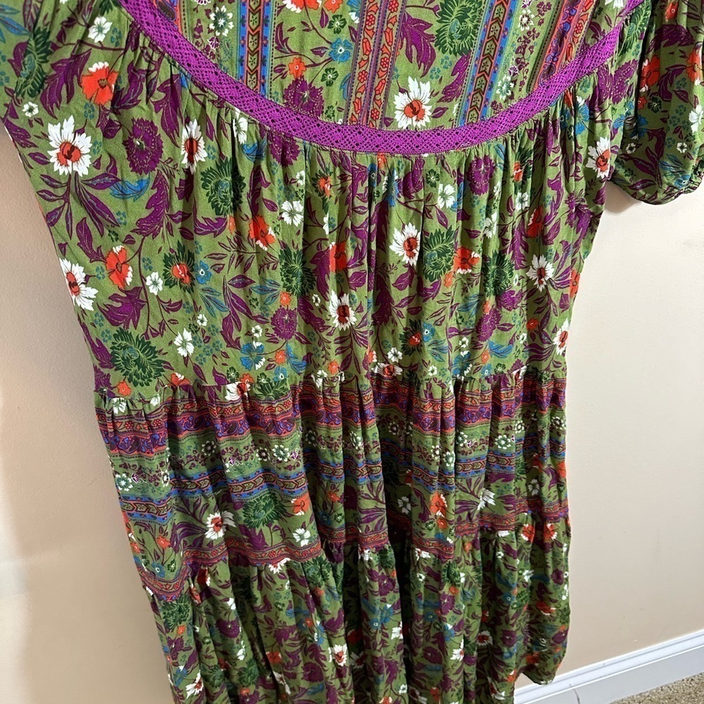 Entro Green Floral Midi Dress Lace Trim Ruffle Boho size Small - Picture 6 of 7